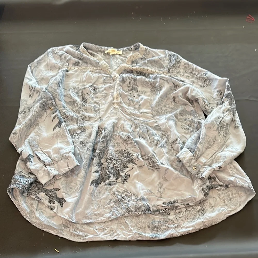 Vintage America Light Blue Floral Tunic - Picture 6 of 9